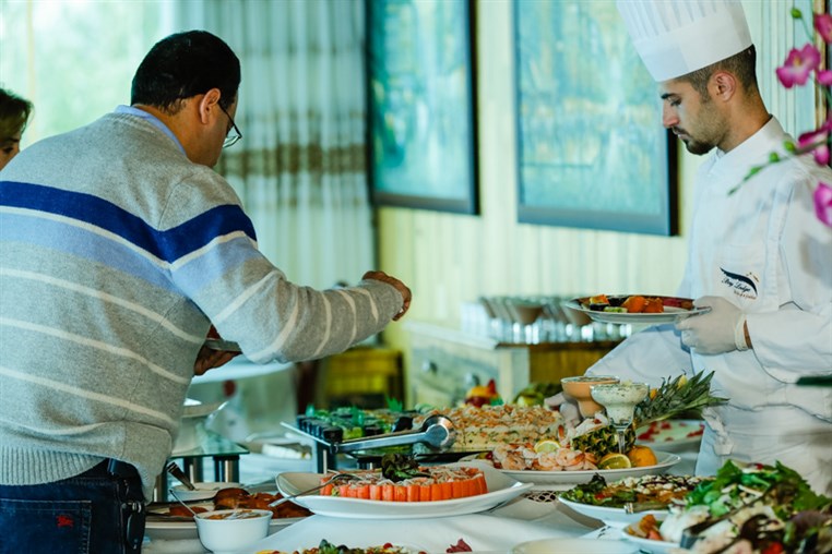 Sunday Buffet at Bay Lodge